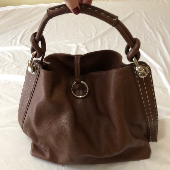 Beautiful Slouch purse by BCBG Max Azaria - Picture 6 of 8